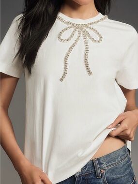 NWT Size XS - Anthropologie Rhinestone Bow Tee in white (NWT US$ 75)